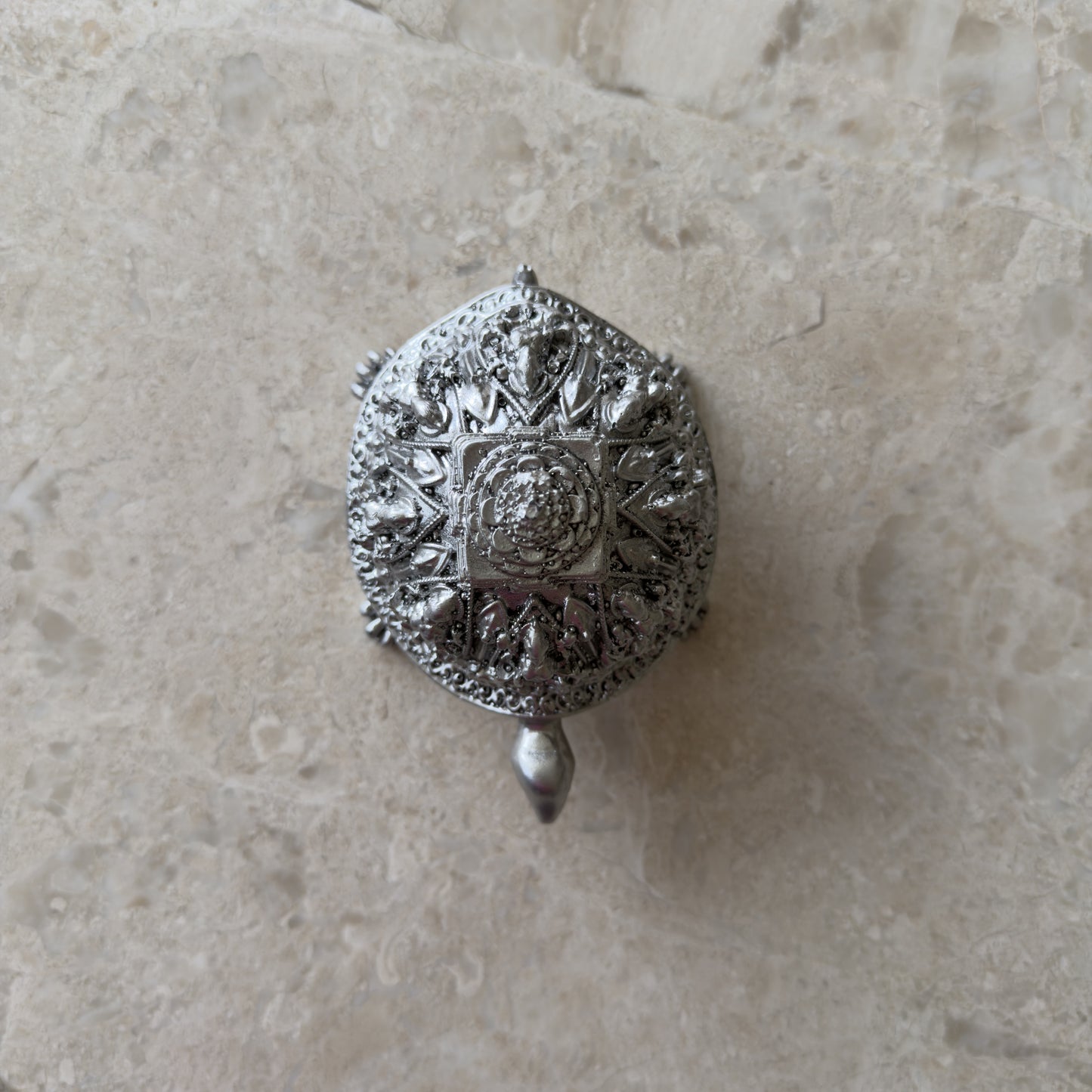 Oxidised Silver Tortoise Figurine – Vastu Decor