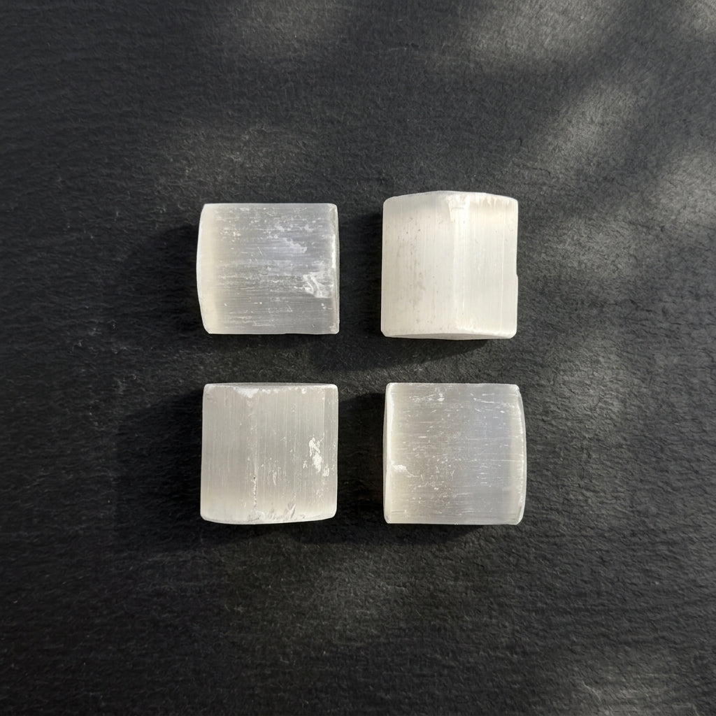Selenite Tumble Stone – Crystal Cleansing & Charging