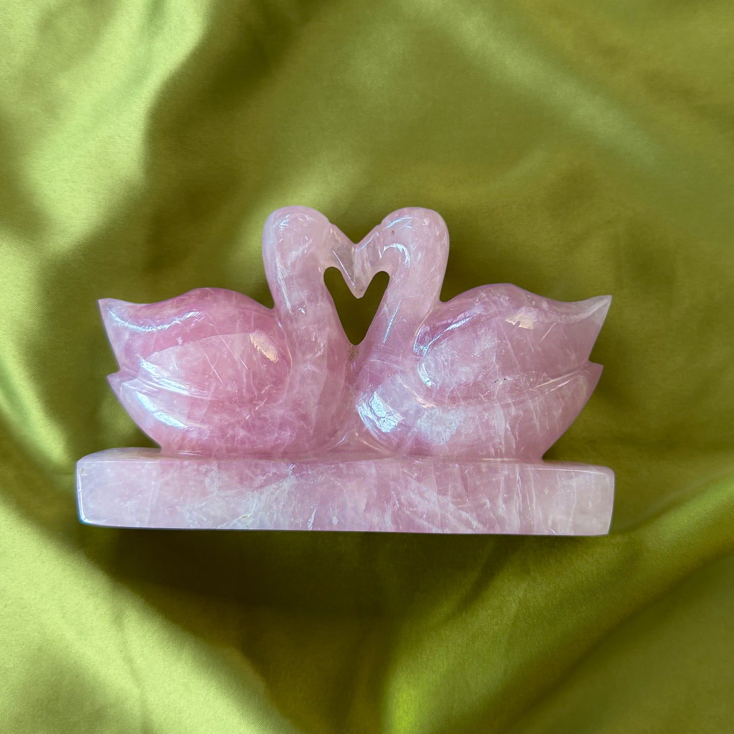 Rose Quartz Swan Figurine XL – Hand Carved Pair Symbol